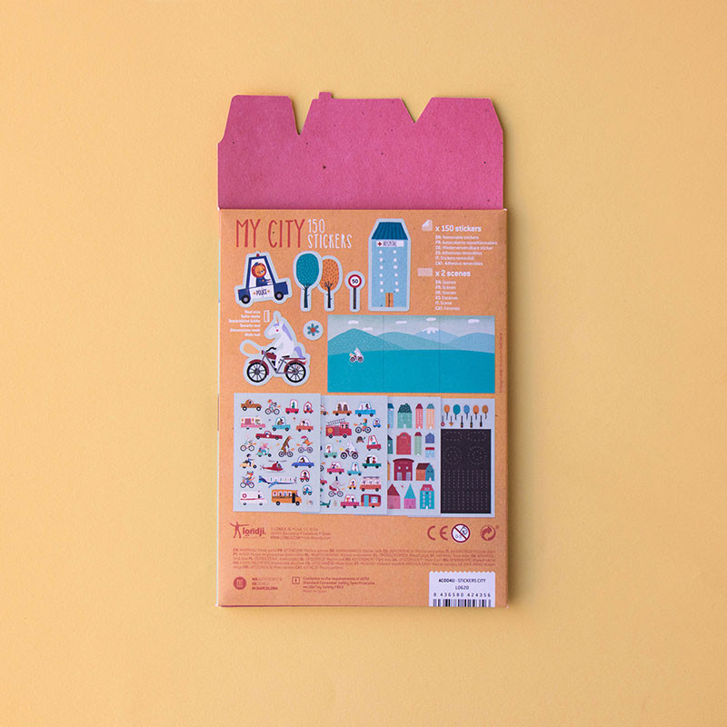 Actividad creativa con pegatinas